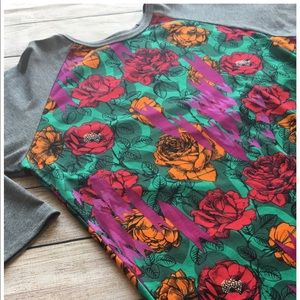 LuLaRoe long sleeve Randy tee
